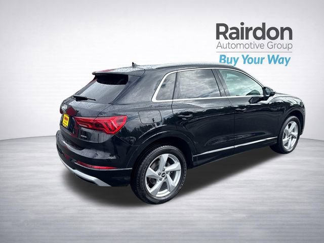 Used 2021 Mythos Black Metallic Audi Premium image 8