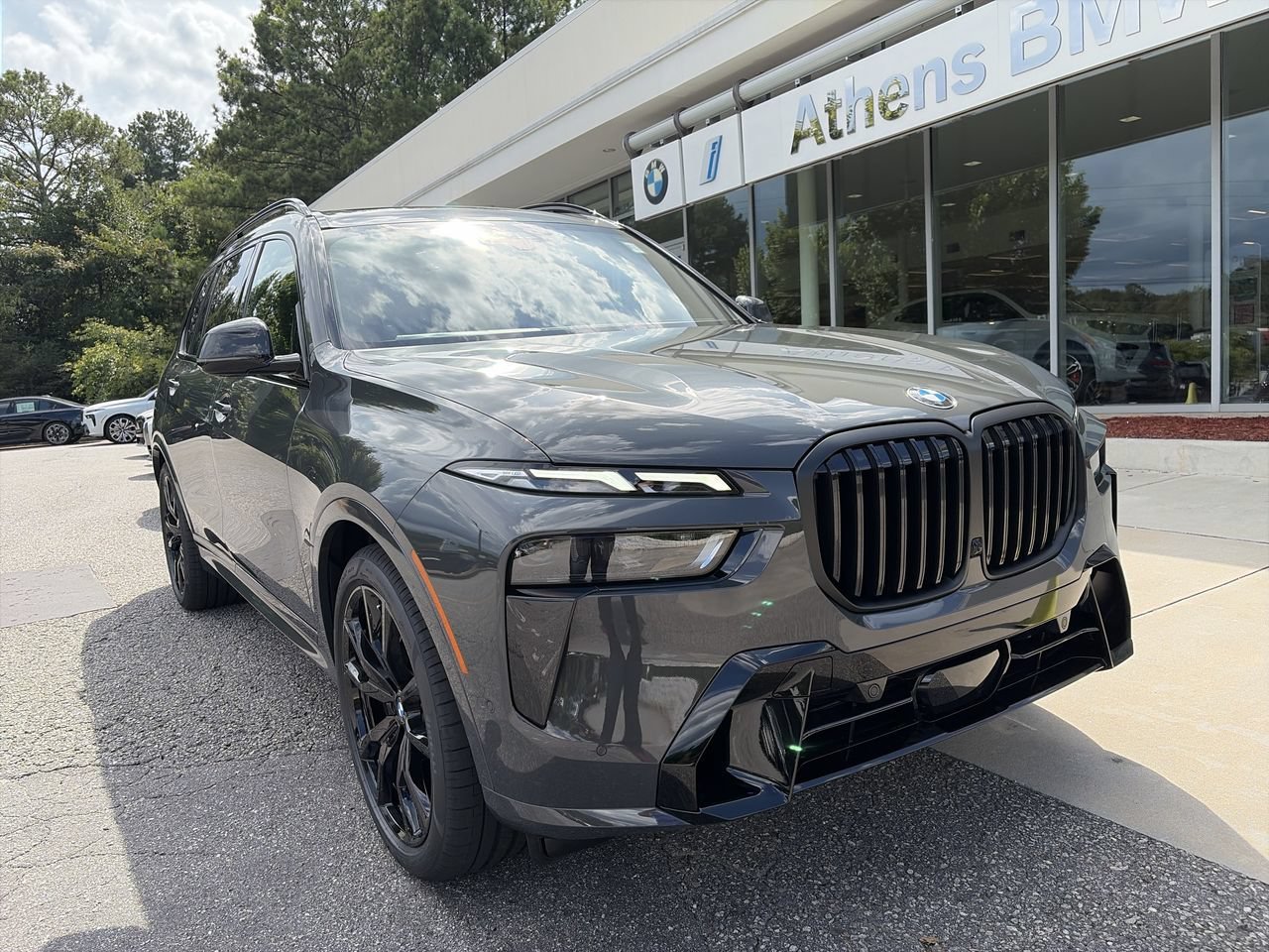 2027 BMW X7
