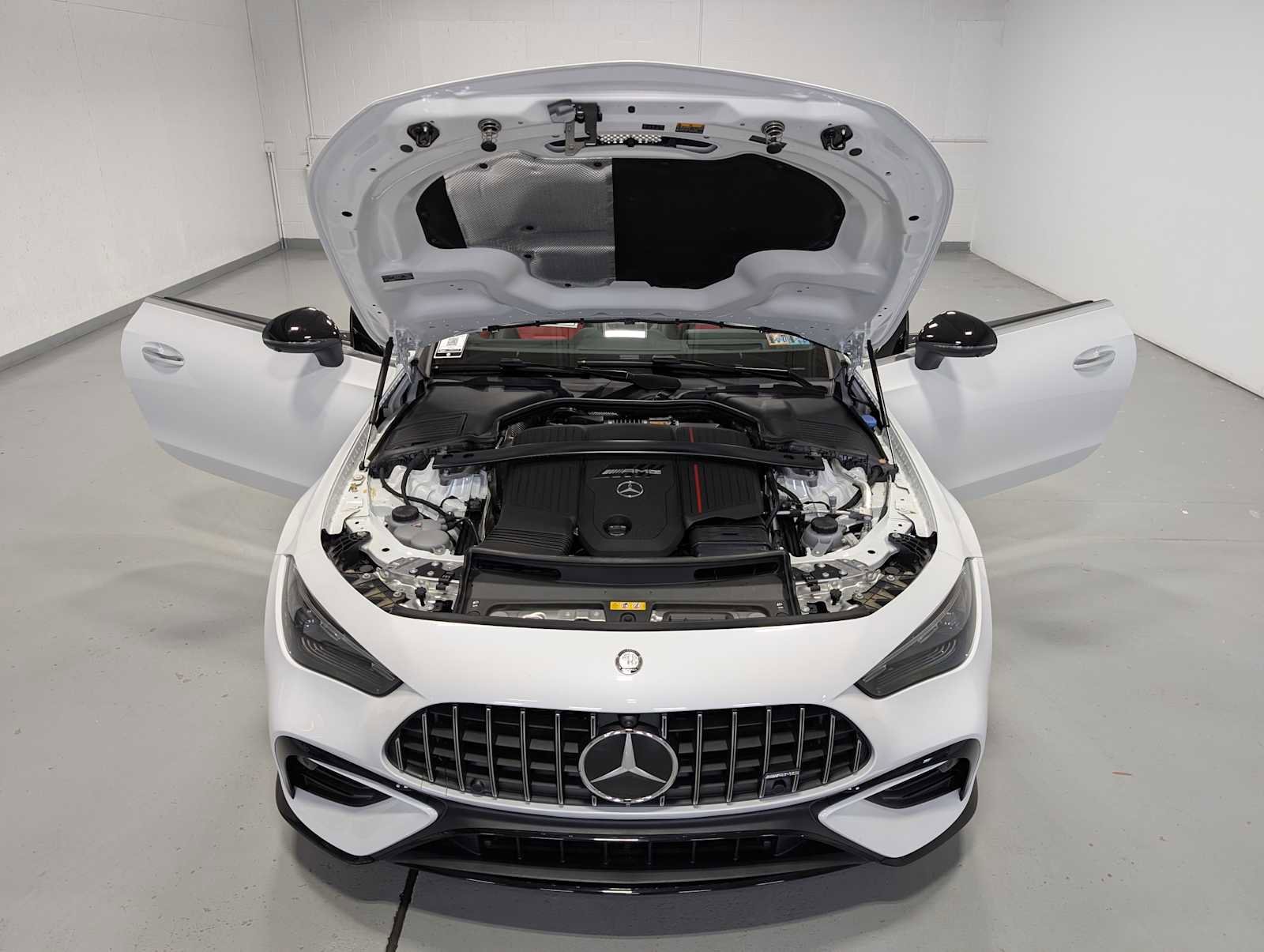 New 2026 MANUFAKTUR Moonlight White Metallic Mercedes-Benz AMG® CLE 53 4MATIC+ Cabriolet image 12