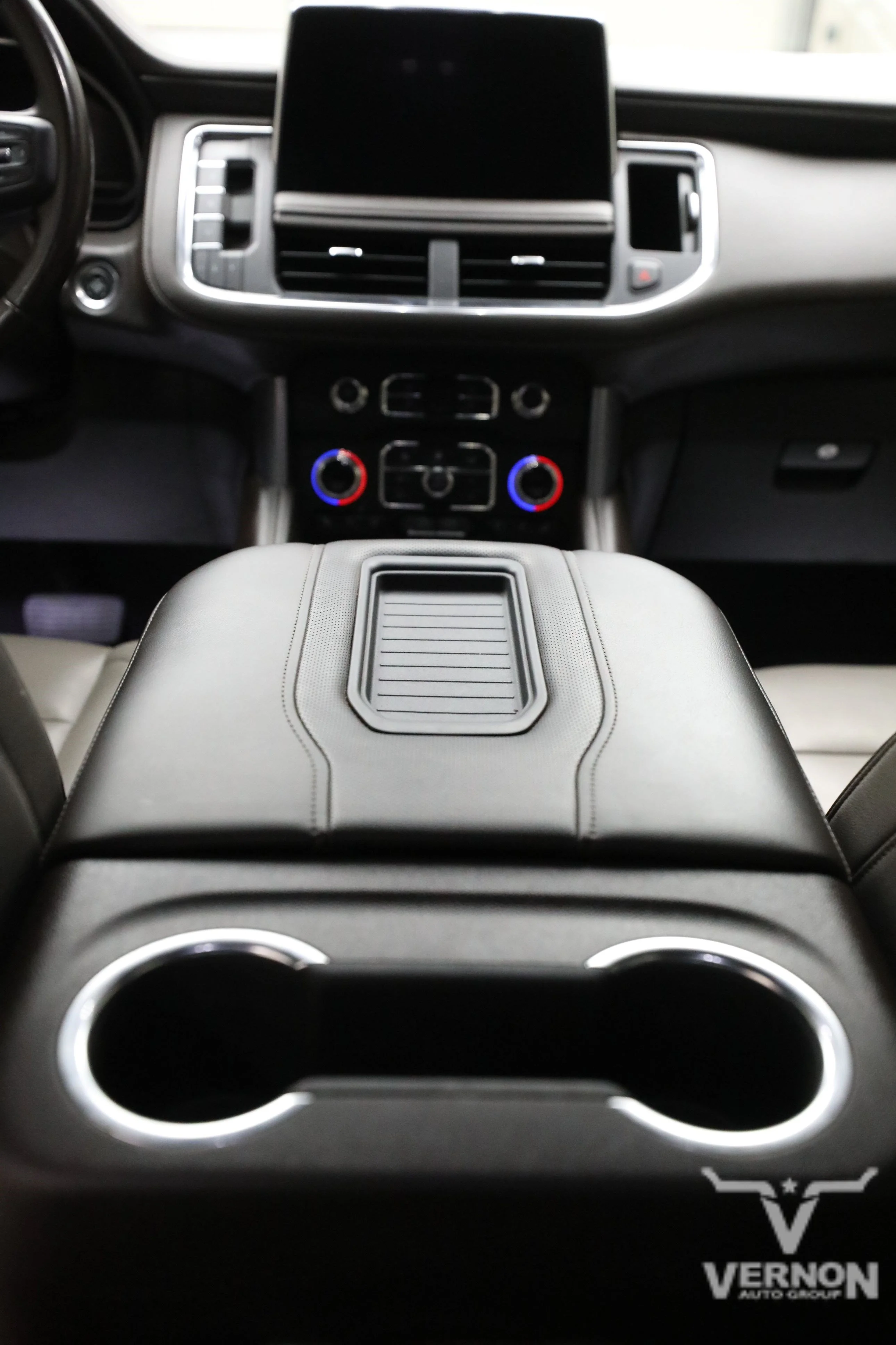 Pre-Owned 2023 GMC Yukon XL SLT 2WD