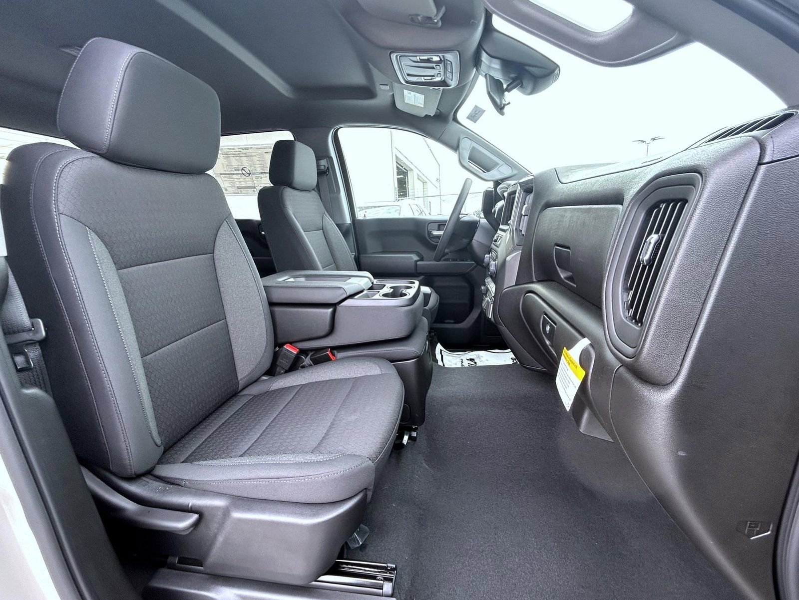 2026 Chevrolet Silverado 1500 Custom - Photo 15