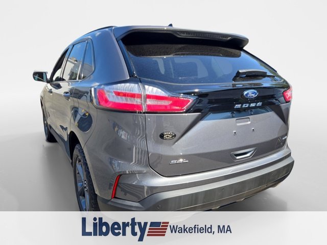 Used 2024 Carbonized Gray Ford SEL image 7