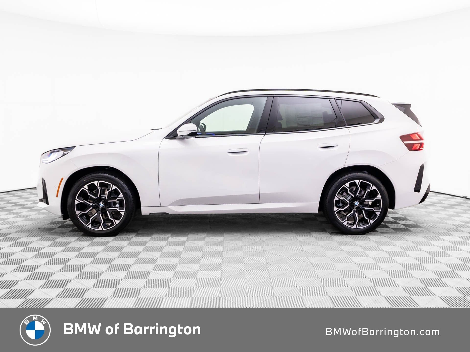 New 2026 Alpine White BMW 30 xDrive image 2