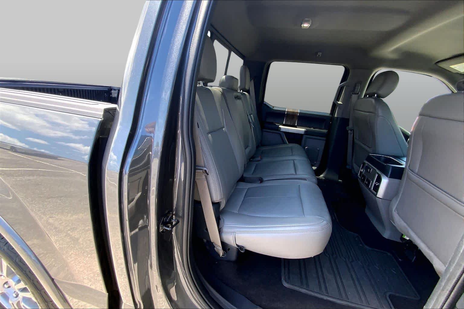 Certified Used 2019 Magnetic Metallic Ford LARIAT image 19