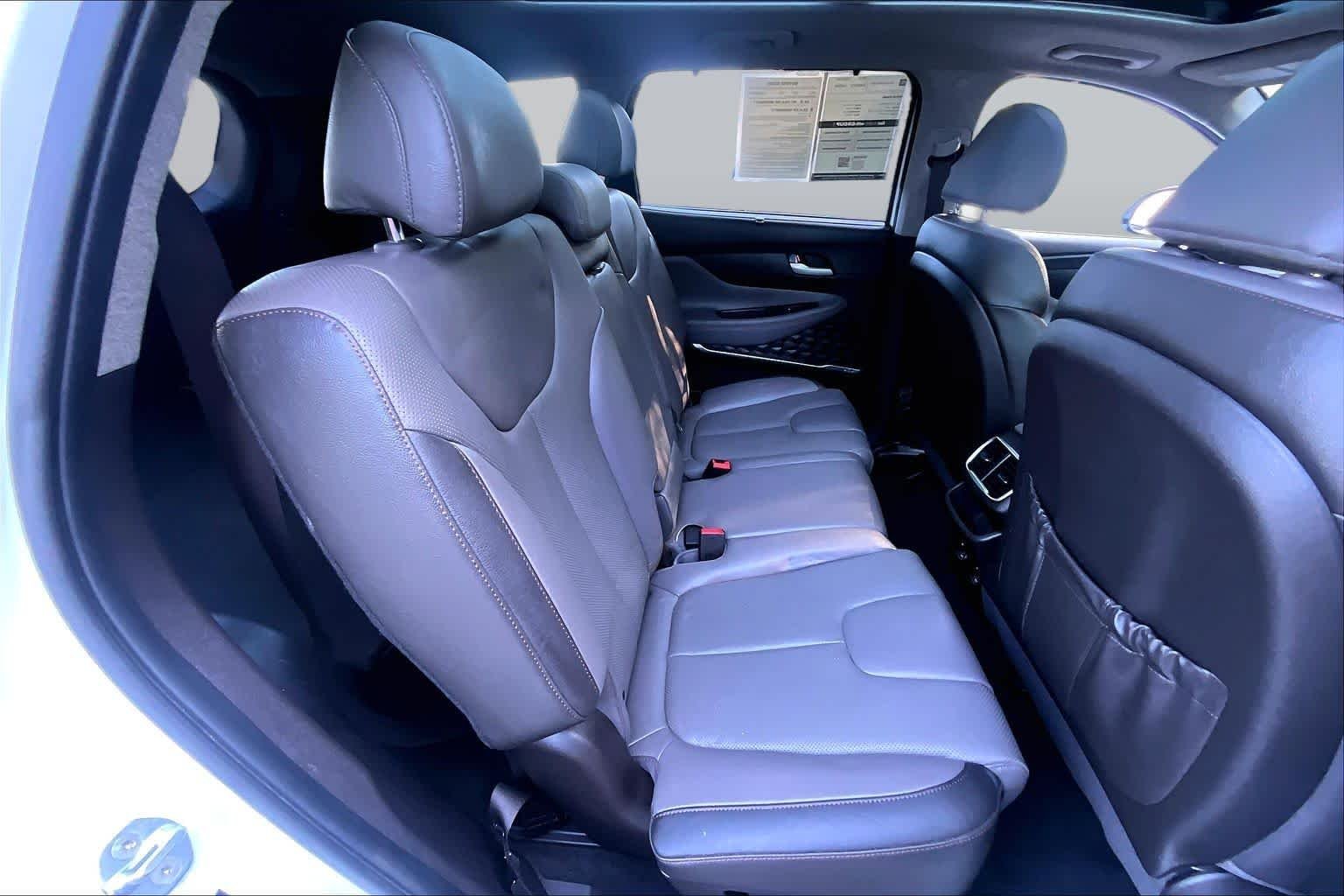 Used 2019 Quartz White Hyundai Limited image 19