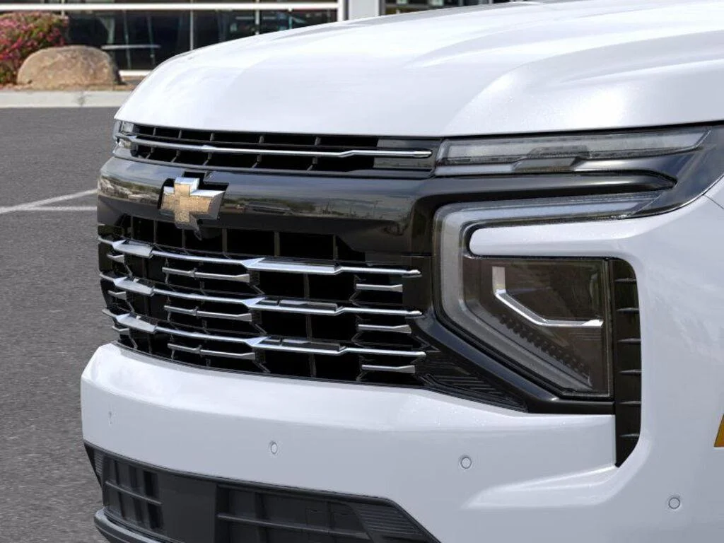 New 2026 Polar White Tricoat Chevrolet High Country image 13