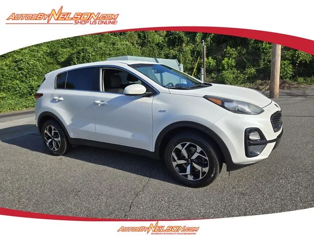 Used 2022 White Kia LX image 1