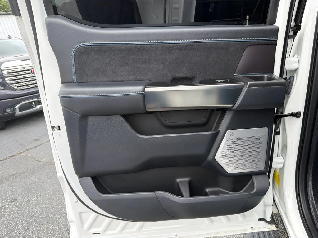 Used 2024 White Ford Platinum image 21