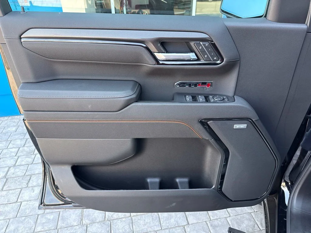 New 2026 Onyx Black GMC AT4 image 32