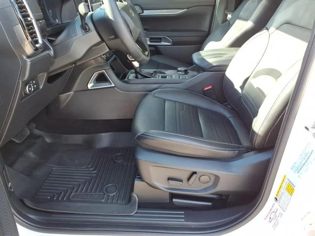 Used 2025 White Ford Lariat image 16