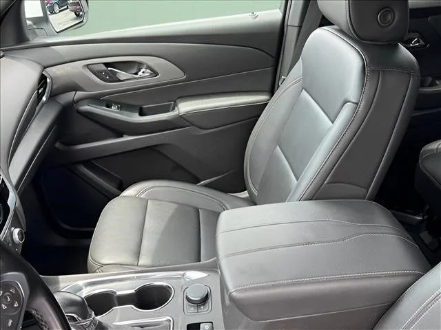 Used 2023 White Chevrolet LT Leather image 7