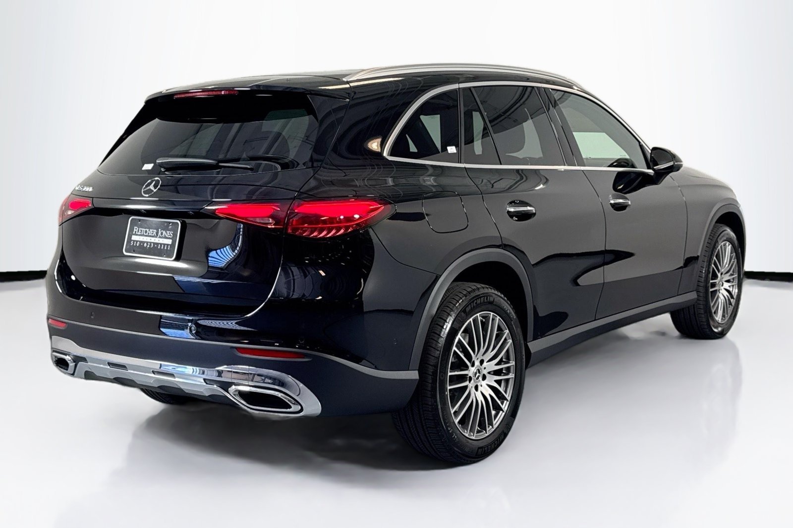 New 2026 Black Mercedes-Benz GLC 300 image 5