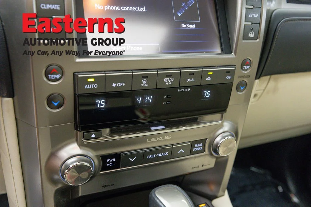 Used 2021 Blue Lexus 460 image 19