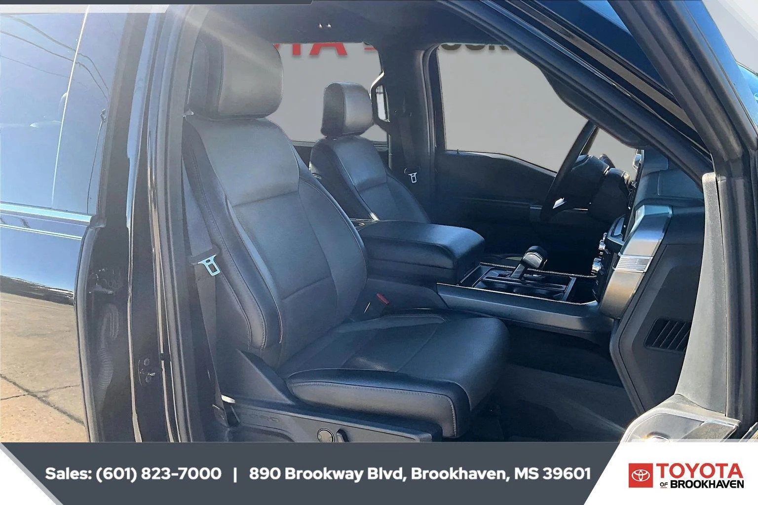 Used 2025 Agate Black Ford LARIAT image 6