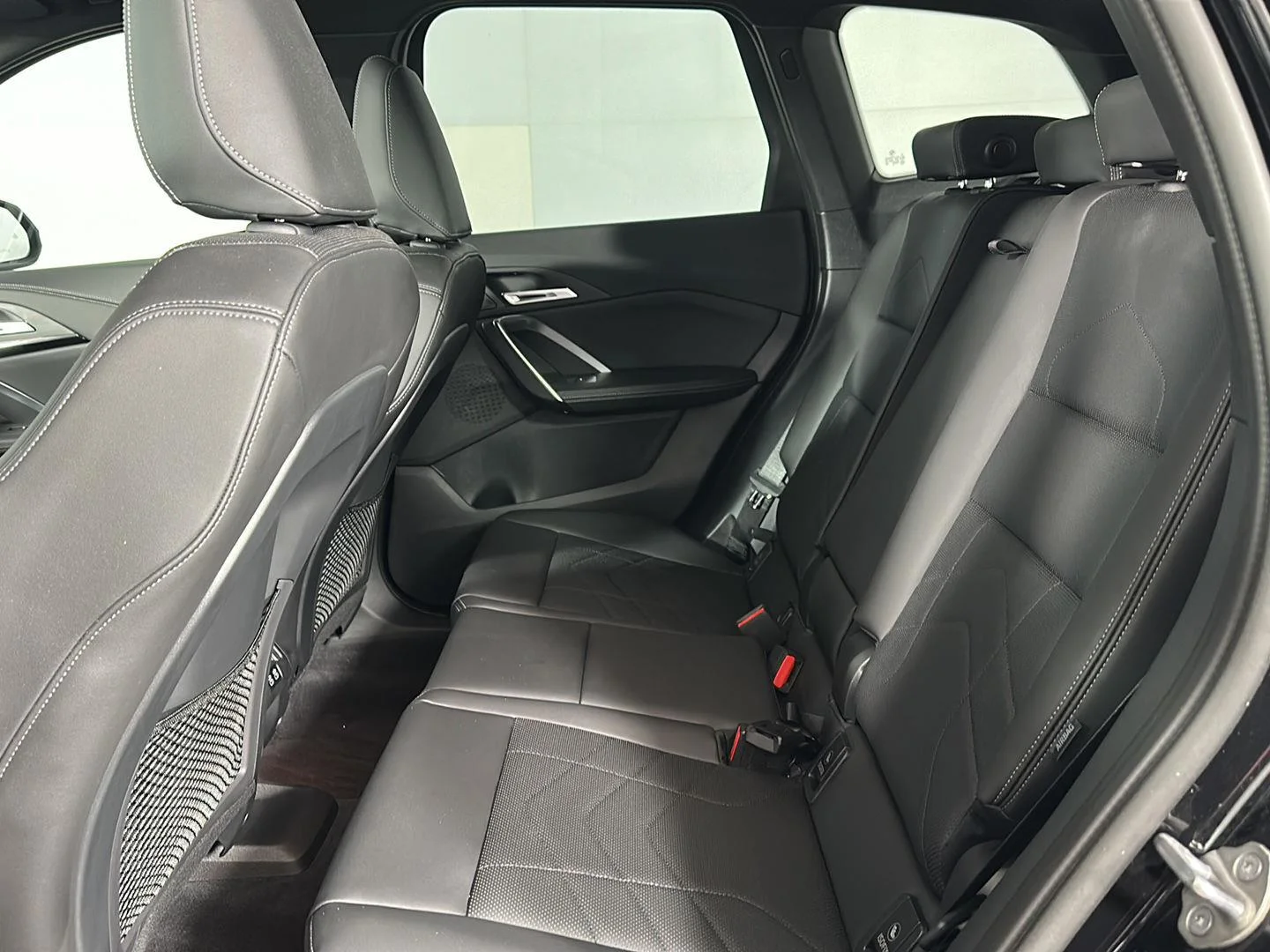 Used 2024 Jet Black BMW xDrive28i image 19