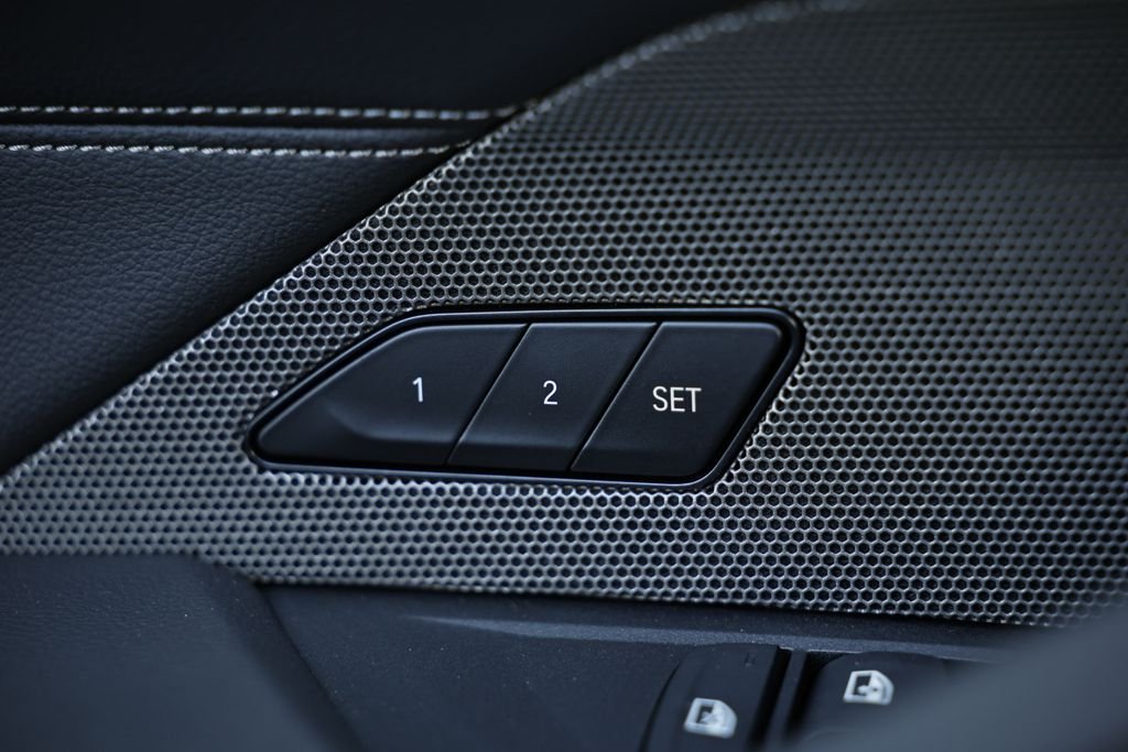 2026 BMW 4 Series M440i - Photo 15