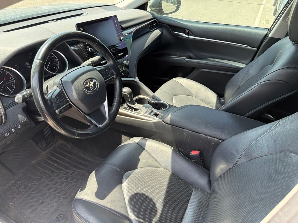 Used 2021 Black Toyota XLE image 4