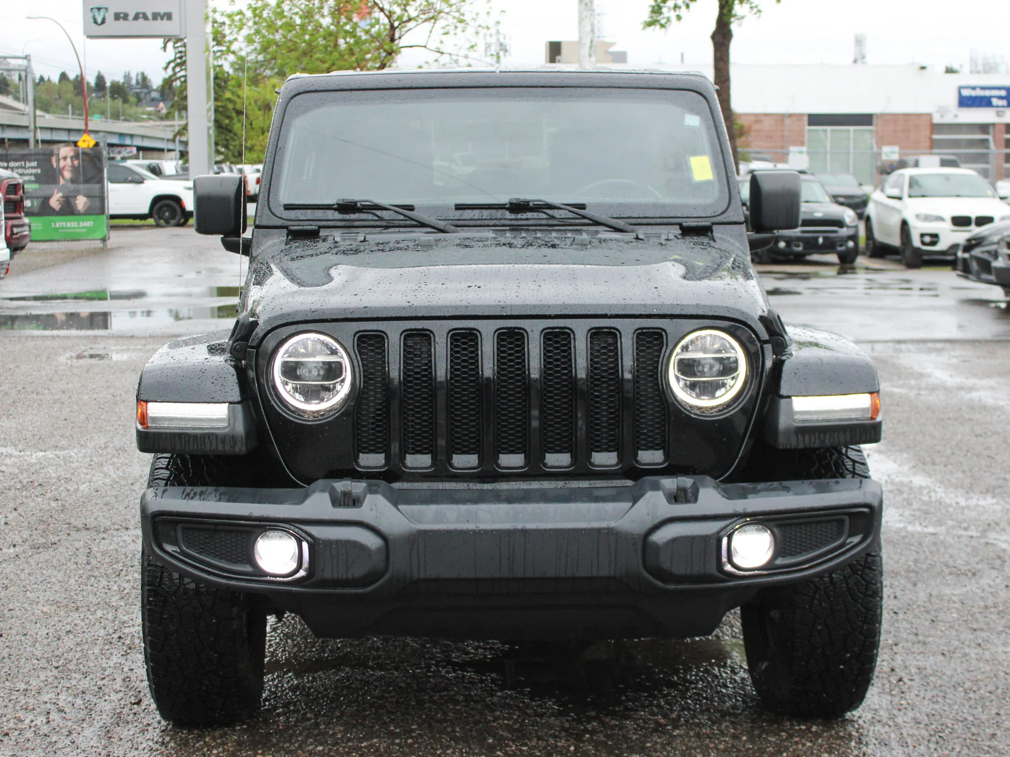 Certified Used 2021 Black Jeep Unlimited Altitude * No Accidents | V6 | Heated Seats | Trailer Tow | Remote Start | Leather image 10