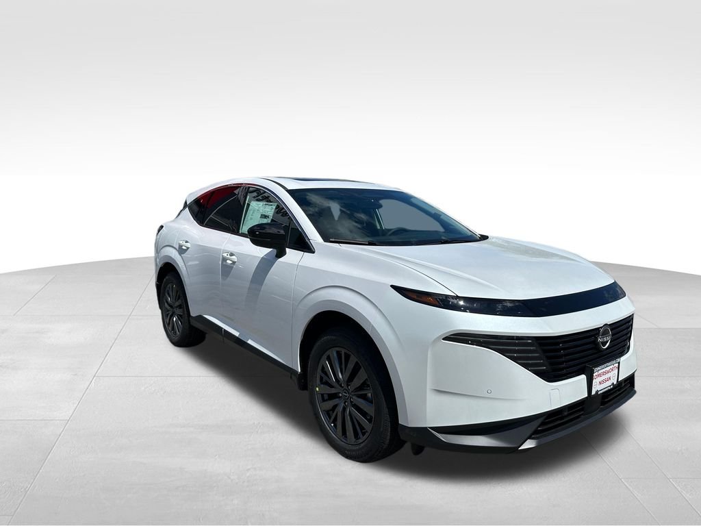 New 2026 White Nissan SL image 2