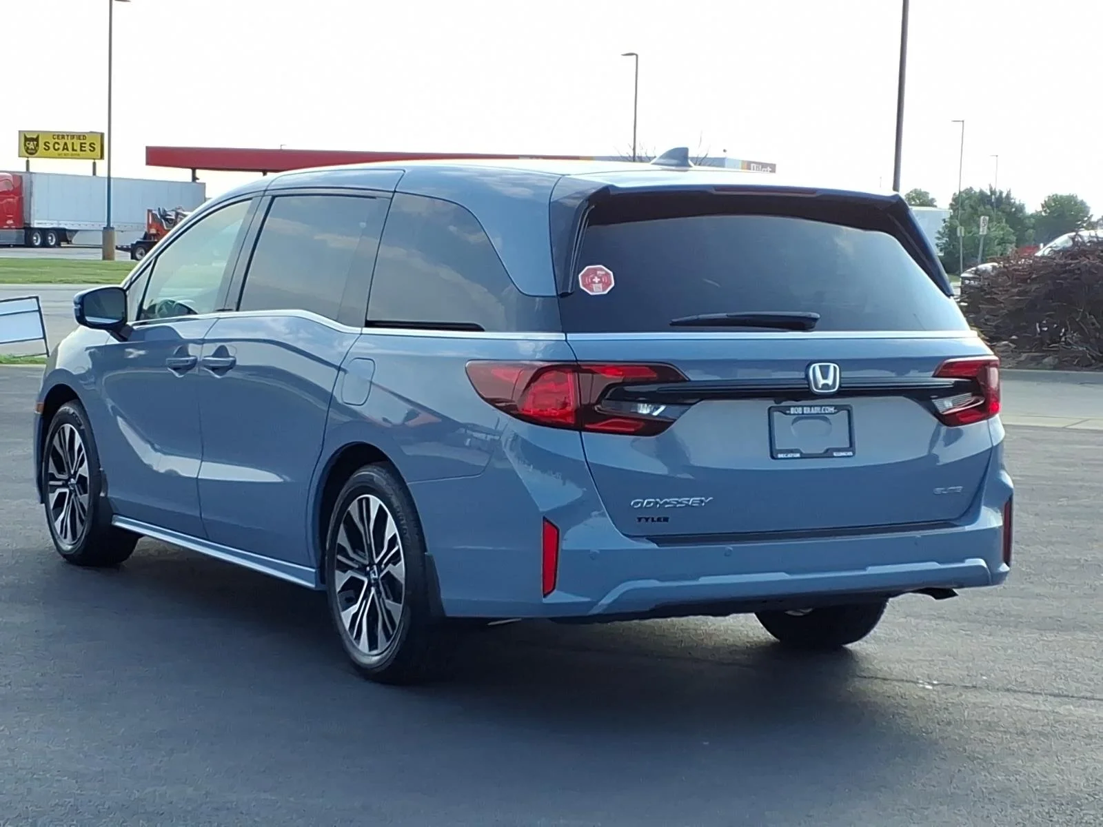 2026 Honda Odyssey Elite - Photo 17