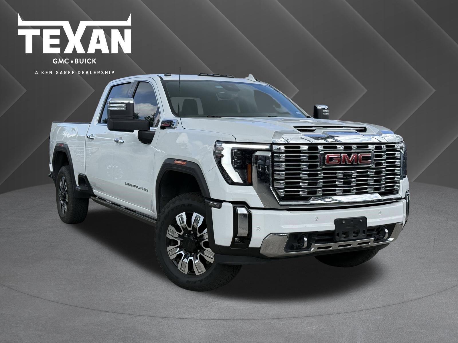 2024 GMC Sierra 4WD Crew Cab Standard Box Denali's photo