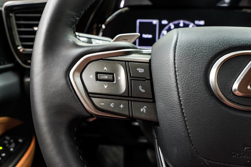 Used 2025 Brown Lexus 250 Base image 29