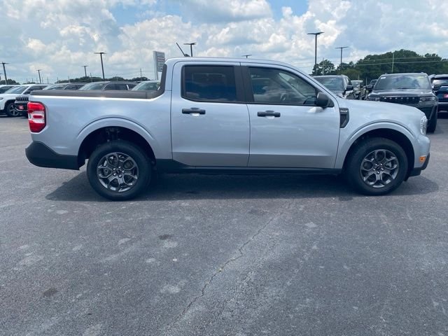 Used 2024 Iconic Silver Metallic Ford XLT image 9