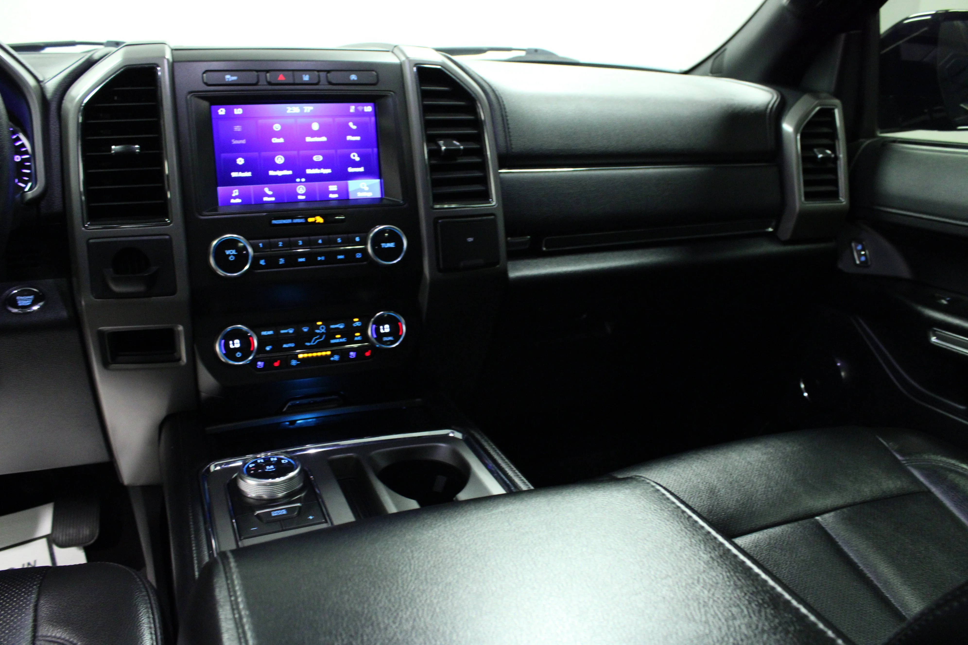 Used 2020 Black Ford XLT image 20