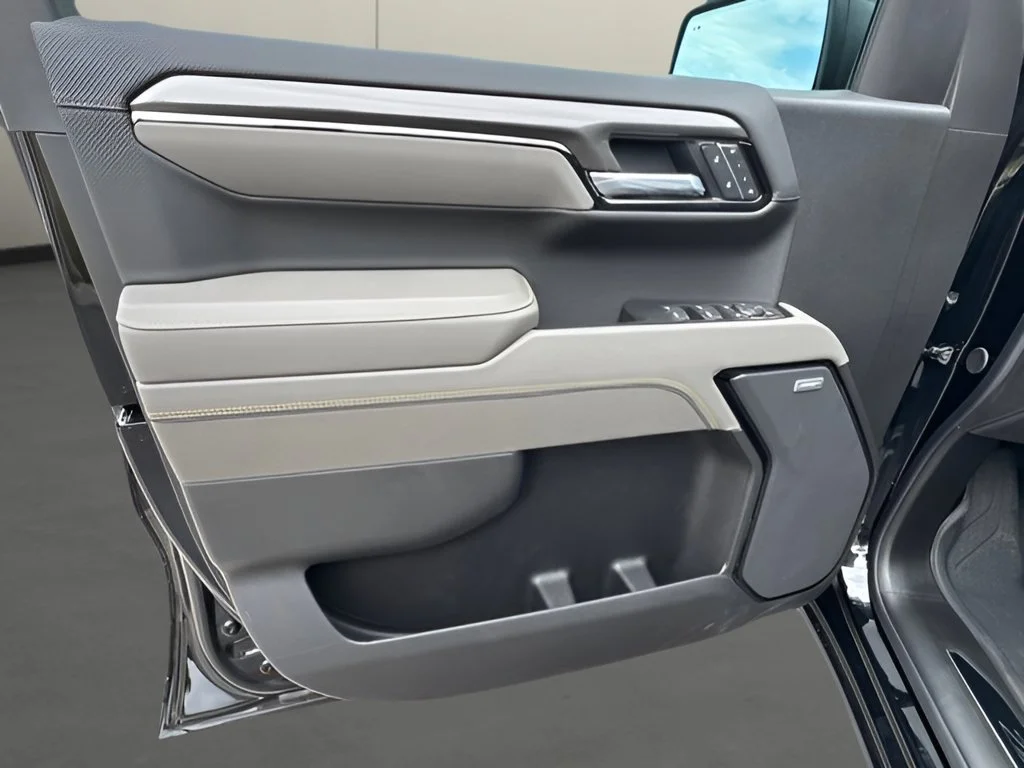 New 2026 Black Chevrolet ZR2 image 29