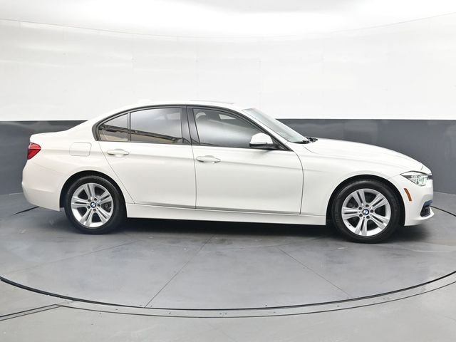 Used 2016 White BMW 328i image 3