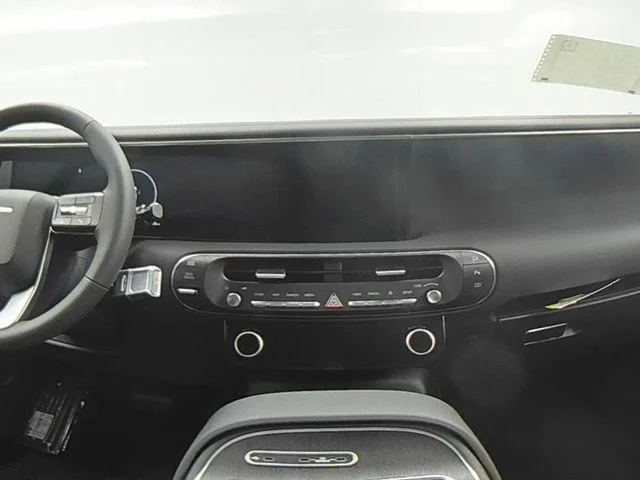 New 2026 Black Hyundai Limited image 32