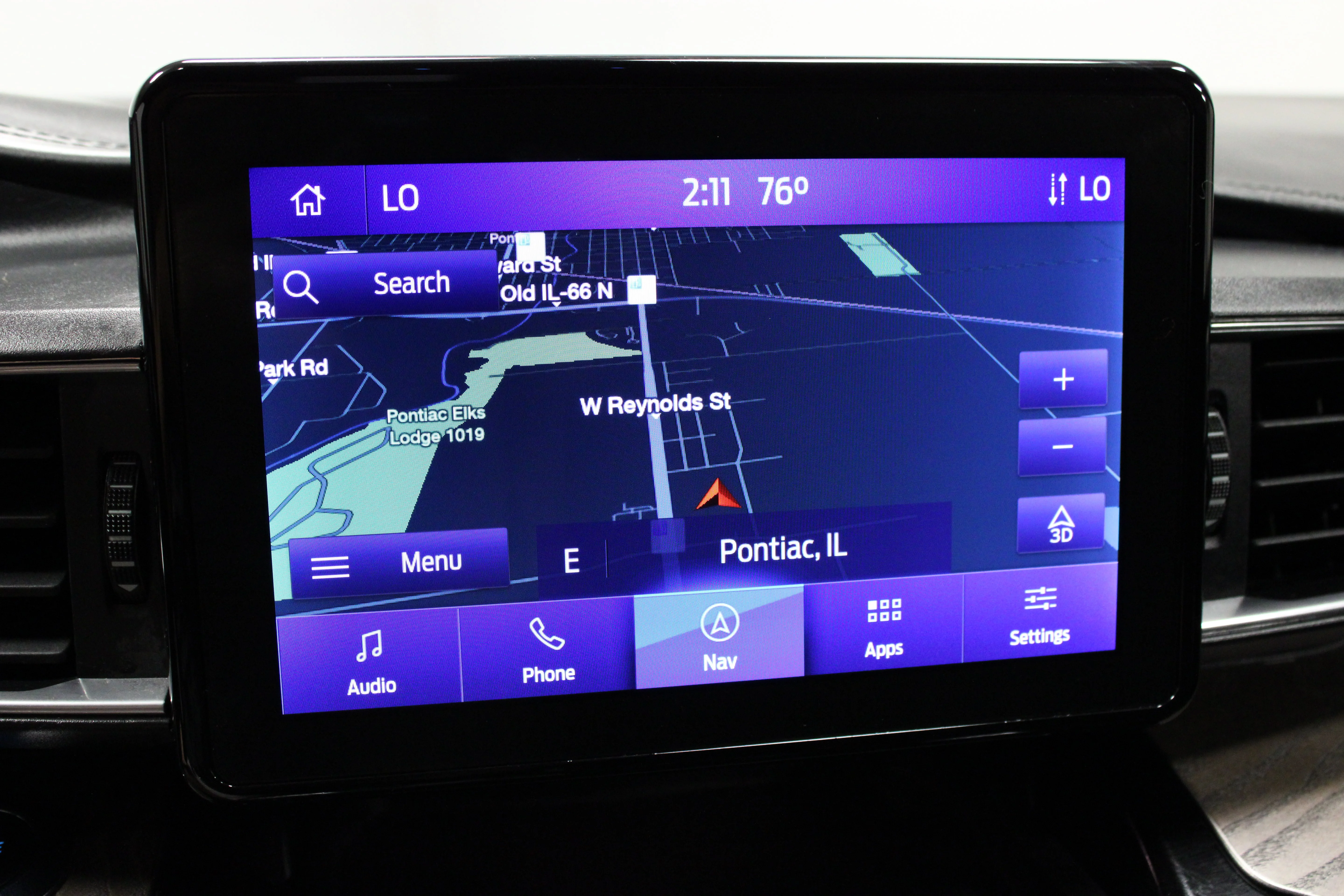 Used 2022 Agate Black Metallic Ford Platinum image 28
