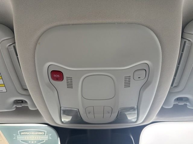 Used 2023 Gray Jeep Latitude image 21