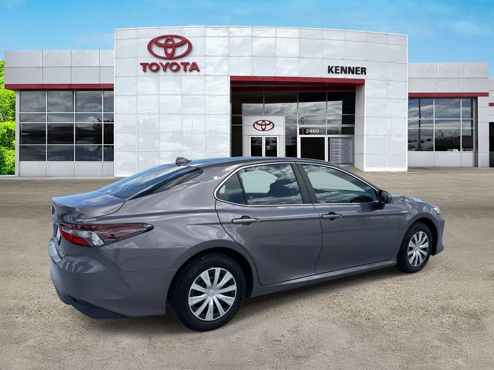 2021 Toyota Camry LE - Photo 6