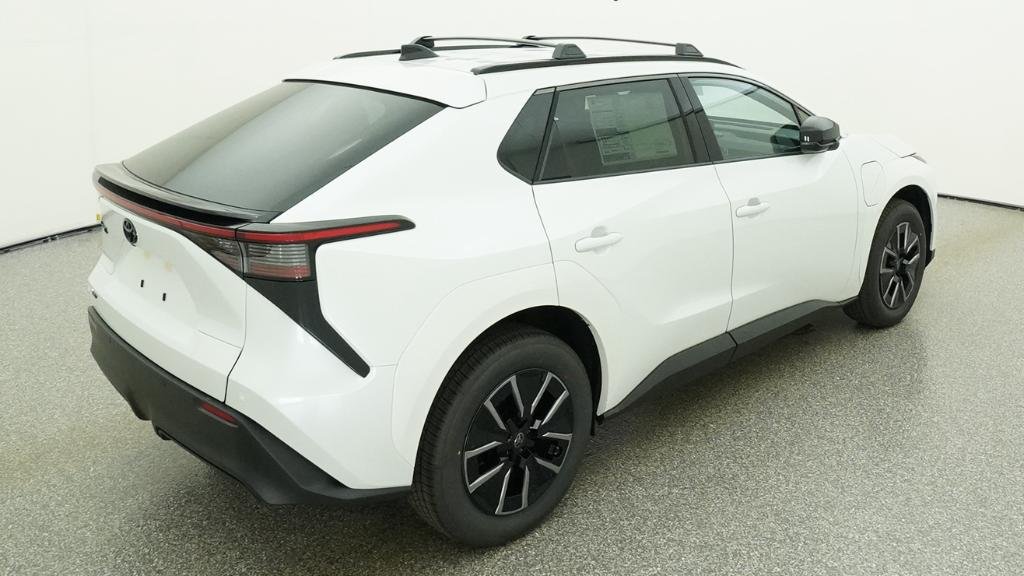 New 2026 Wind Chill Pearl Toyota XLE image 17