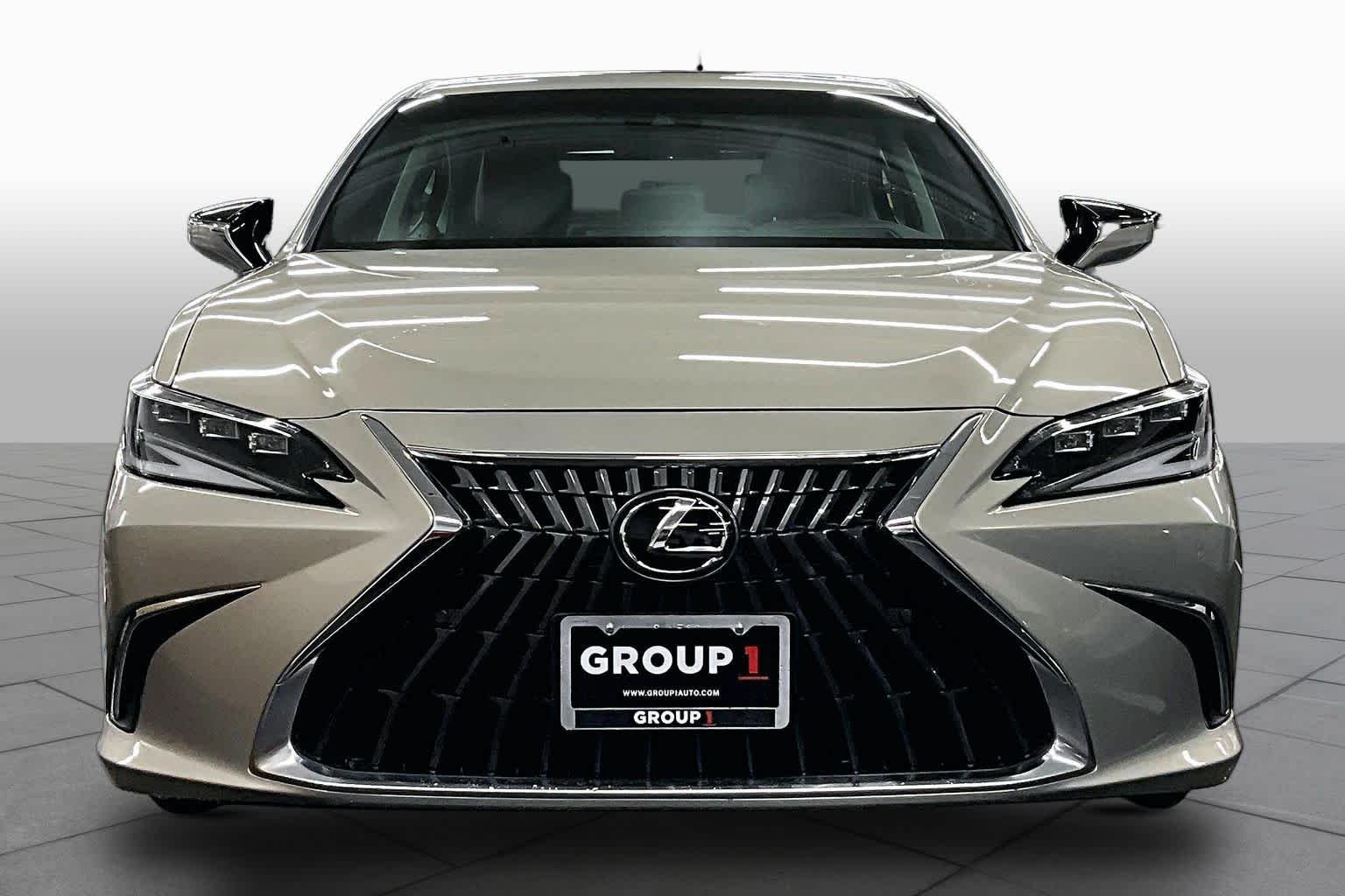 Certified Used 2024 Moonbeam Beige Metallic Lexus  image 4