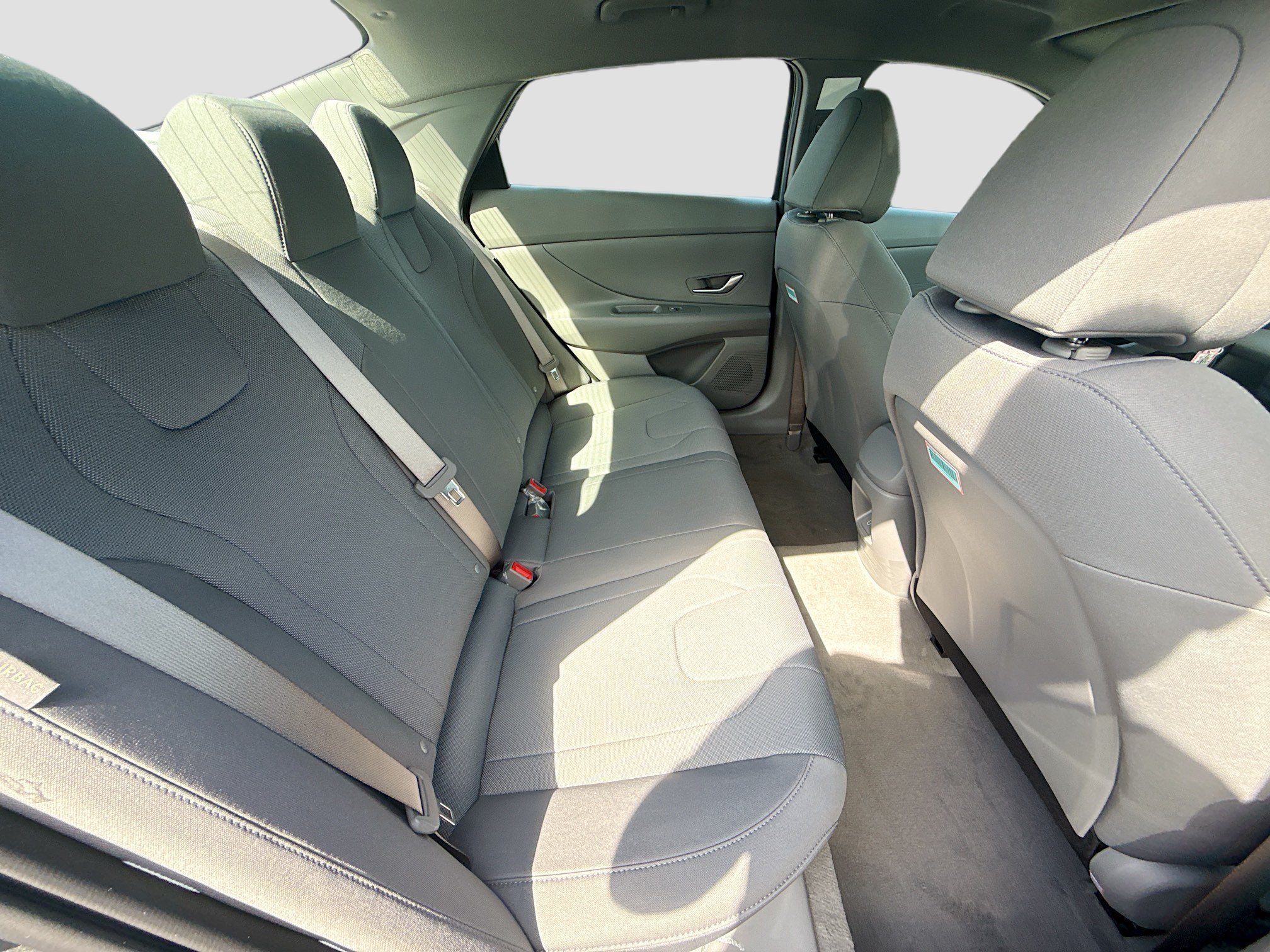 New 2026 Amazon Gray Hyundai SE image 43