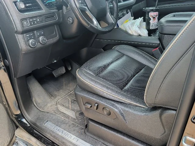 Used 2023 Black Chevrolet Premier image 17