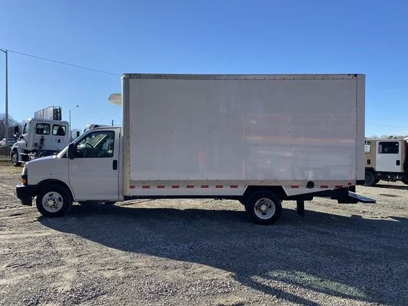 Used 2024 White Chevrolet Work Van image 5