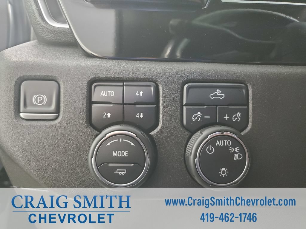 Used 2024 Sterling Gray Metallic Chevrolet LT image 20