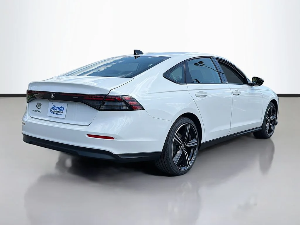 New 2026 Platinum White Pearl Honda SE image 6