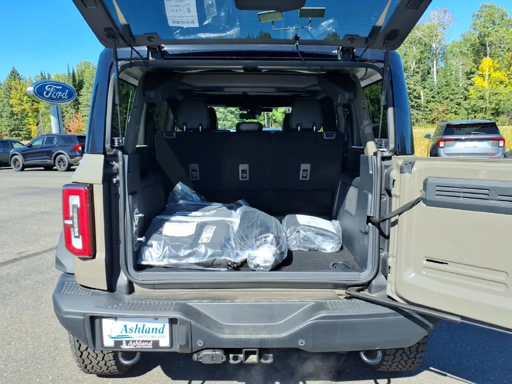 New 2026 Gray Ford Badlands image 12
