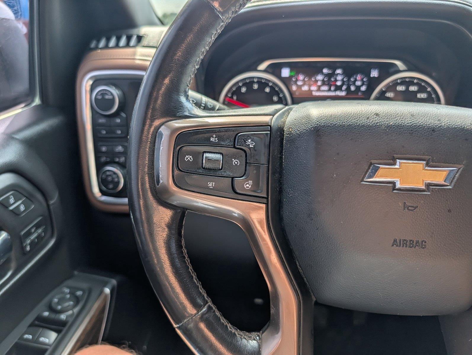 Used 2020 IRIDESCENT PEARL TRICOAT Chevrolet High Country image 28