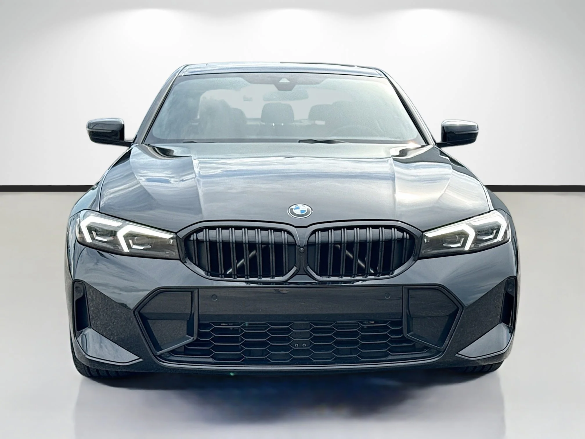 Used 2025 Black Sapphire Metallic BMW 330i image 8