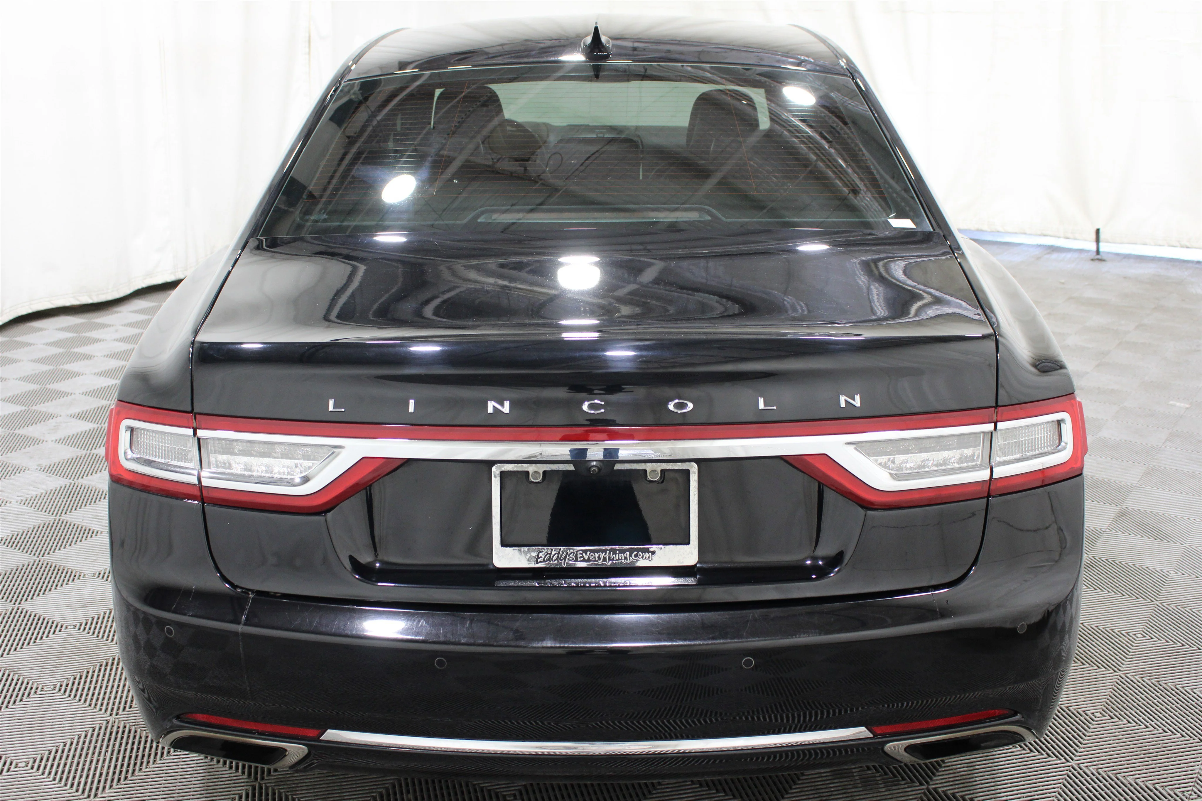 2018 Lincoln Continental Reserve - Photo 31