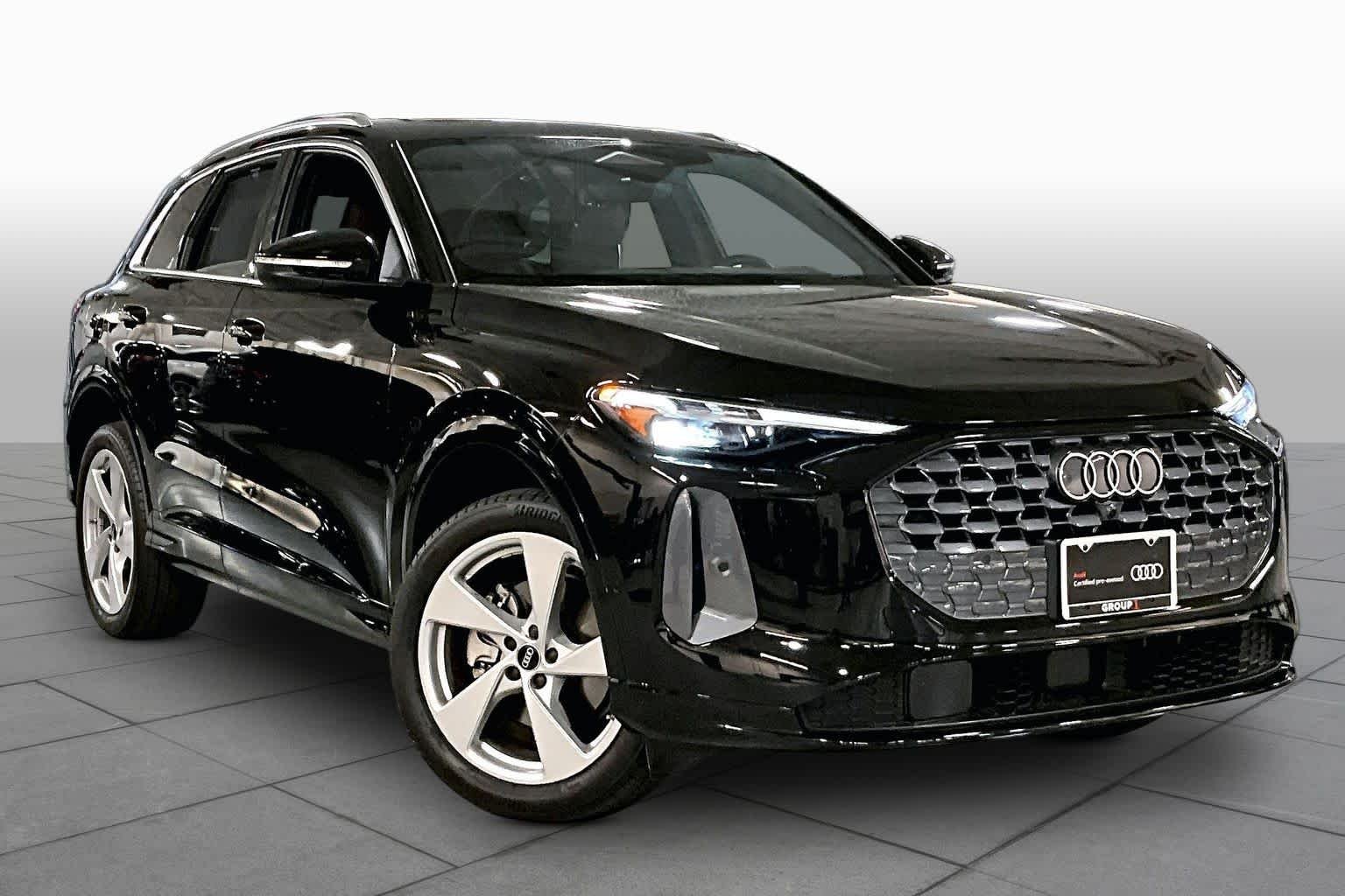 Used 2025 Mythos Black Metallic Audi Premium Plus image 3
