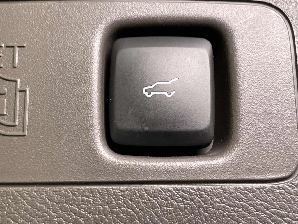 Used 2021 Gray Lincoln Standard image 16
