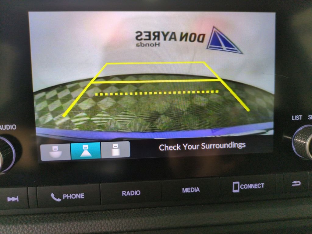 Used 2023  Honda LX image 19