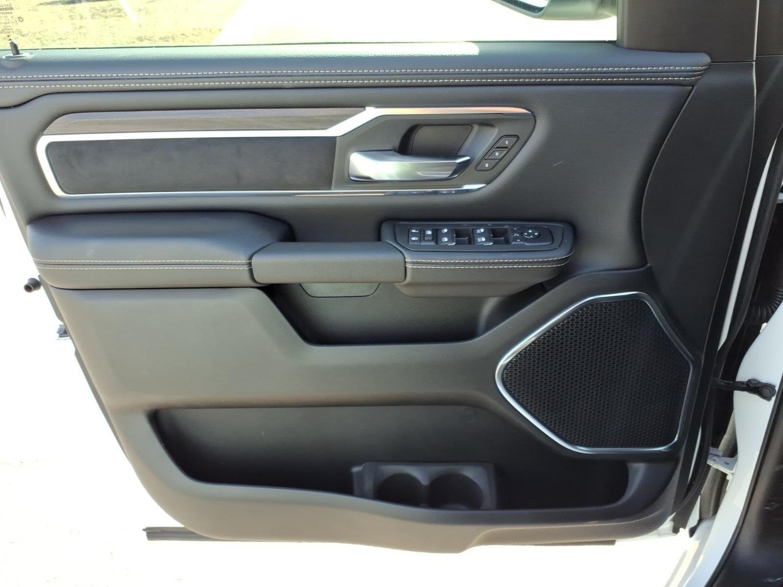 New 2026 Bright White Clear-Coat Exterior Paint RAM Laramie image 28