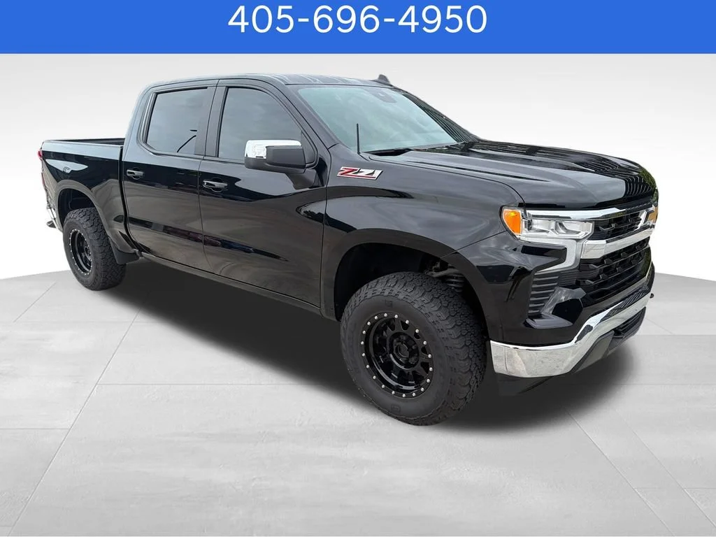 Pre-Owned 2024 Chevrolet Silverado 1500 LT